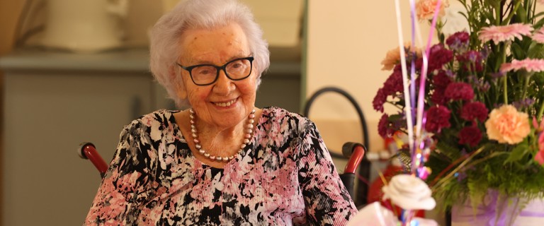 Chelsea - Mildred Goldsmith 100th (1).JPG Chelsea - Mildred Goldsmith 100th (1).JPG