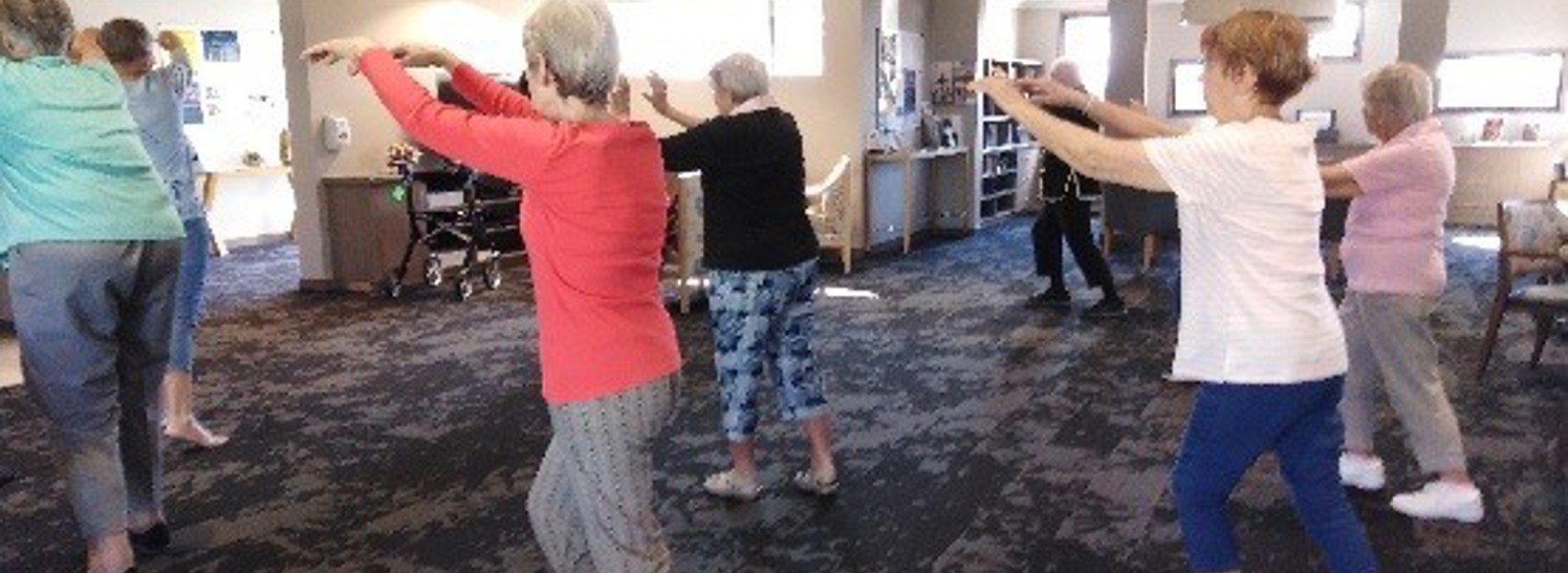 Fairways Bill Sanders Tai Chi class.jpg Fairways Bill Sanders Tai Chi class.jpg