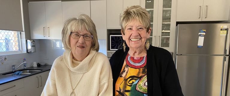 Inverpine Jan and Christine IMG_1533.JPG Inverpine Jan and Christine IMG_1533.JPG