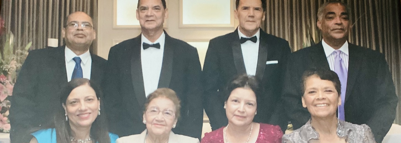 Marthe Chasle 103 with her 7 children