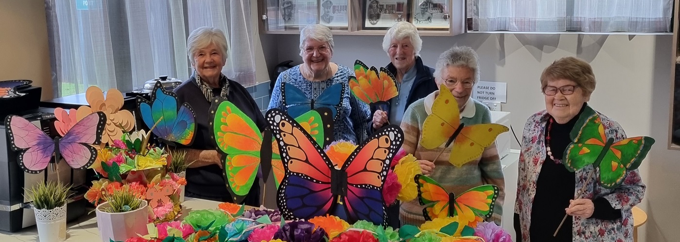 flowers 1400x500.jpg