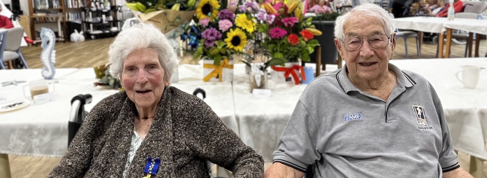 Joan and Alan on their 80th wedding anniversary.jpg Joan and Alan on their 80th wedding anniversary.jpg