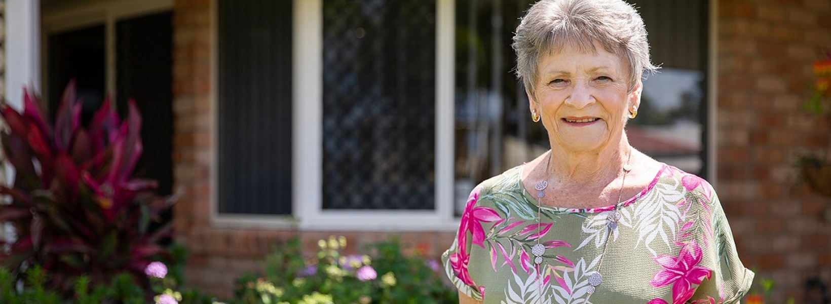 Lynelle_1400x500.jpg Lynelle_1400x500.jpg