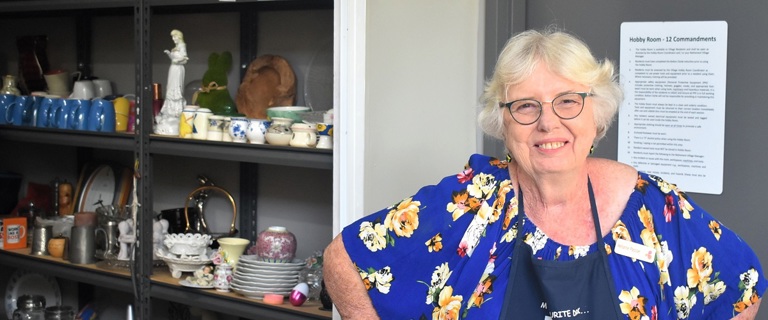 Mel at the market day.jpg Mel at the market day.jpg