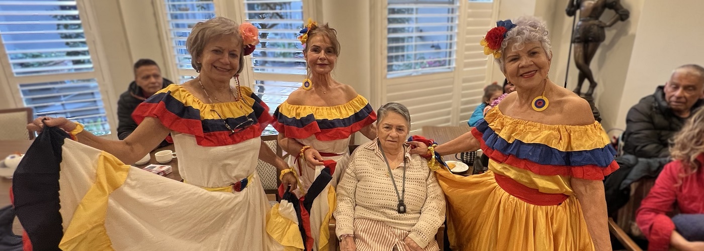 Nubia and Colombian Dancers_.jpg