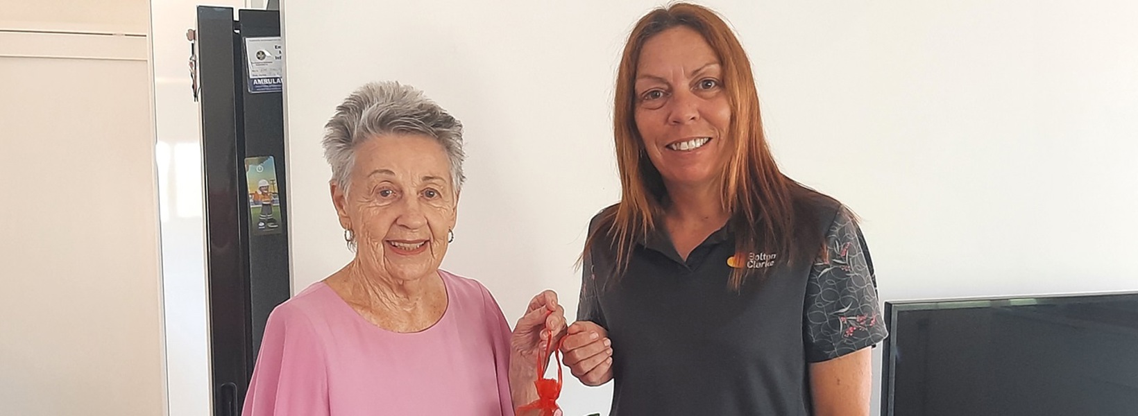 Personal Care Worker Megan and Fairways resident Gae.jpg Personal Care Worker Megan and Fairways resident Gae.jpg