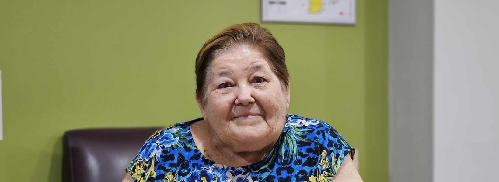 Sandra knits up a storm_.jpg Sandra knits up a storm_.jpg