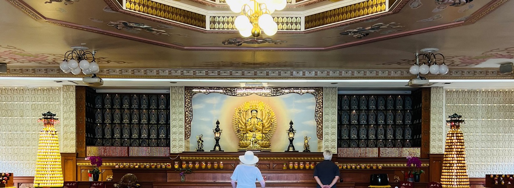 Seaton Place residents at the local Buddhist temple.jpg Seaton Place residents at the local Buddhist temple.jpg
