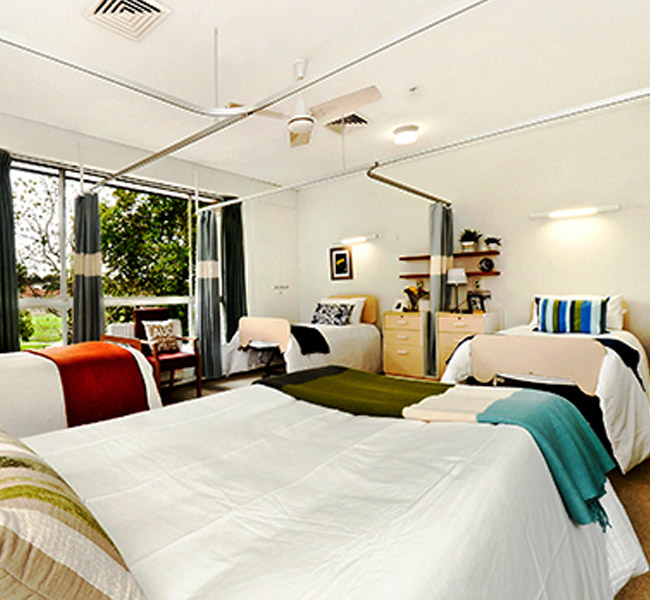 Companion room - 4 bed - Brentwood.jpg