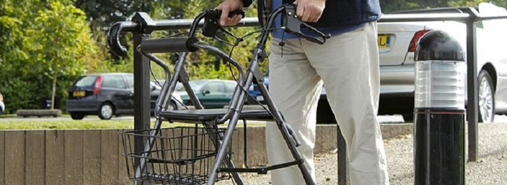 walkingaid.jpeg walkingaid.jpeg